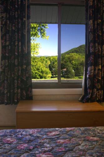 Appalachian Motel - Accommodation - Vernon