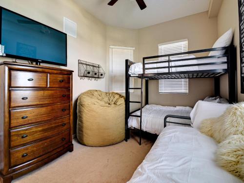 Apartment image 10