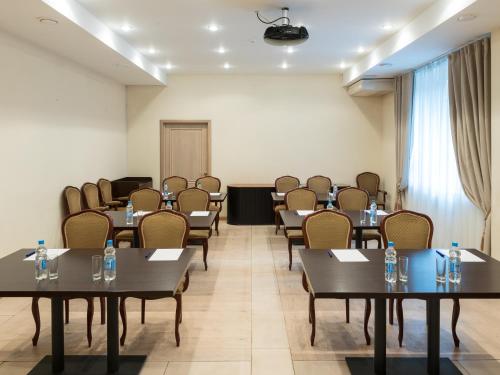 アヴィアリュクス オテリ