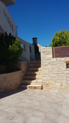  Giouli's place : Luxury and Simplicity in Galatás