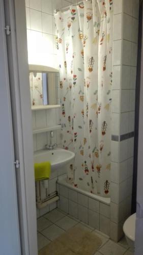 West City Apartments - image 5