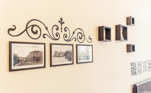 Mosaic Center Apartments - image 6