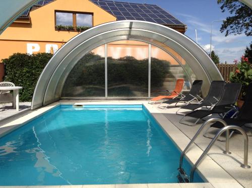 Swimming pool, Penzion Relax Martina in Ceske Budejovice