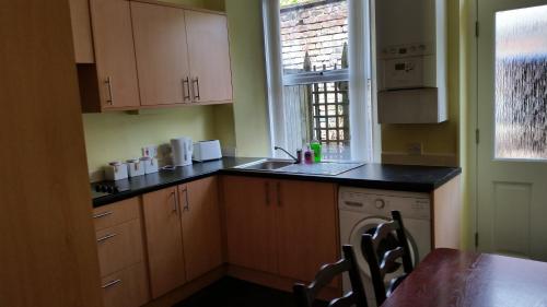 บริการและสิ่งอำนวยความสะดวก, Central Dumfries in บาวเนส