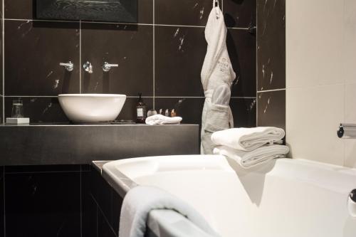 Bliss Boutique Hotel - image 3