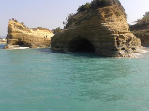 Christakis - image 6