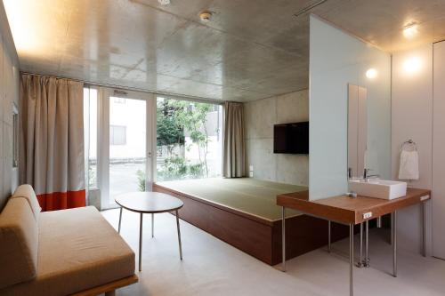 URBAN LODGE 駒込