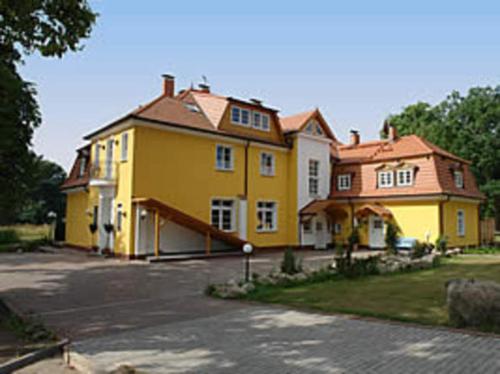 Herrenhaus Poppelvitz