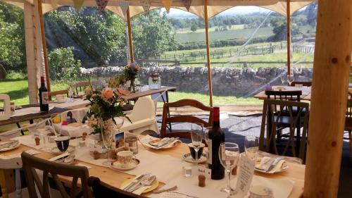 Low Gingerfield Farm B&B in Aske