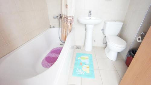 Petrovac Bay Apartments - image 4