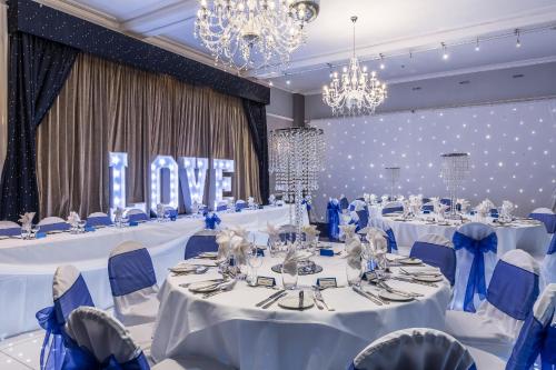 Banquet hall, Muthu Westcliff Hotel (Near London Southend Airport) in Southend-on-Sea