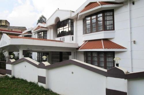 

2-BR homestay near Rose Garden, by GuestHouser