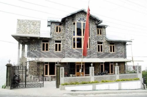 Homestay Accommodation For 3 Guests By Guesthouser In Kalimpong India Reviews Price From 70 Planet Of Hotels