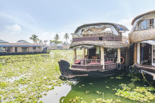 

1-BR houseboat for 3, by GuestHouser