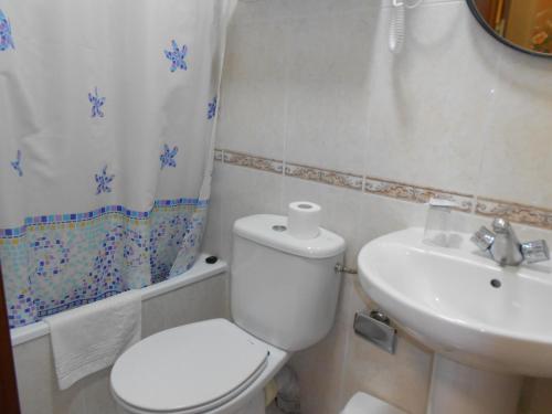 Hostal Internacional - image 7