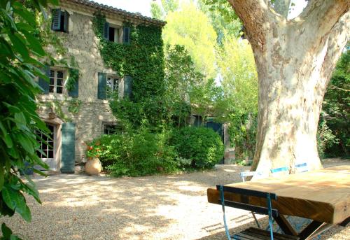 Maison d'hôtes Campagne-Baudeloup - Chambre d'hôtes - L'Isle-sur-la-Sorgue