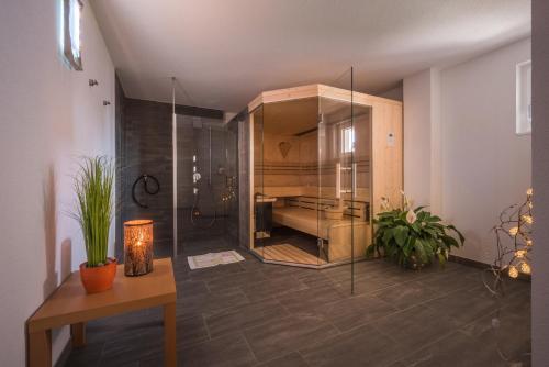 Szauna, B+B Passifleur in Delemont