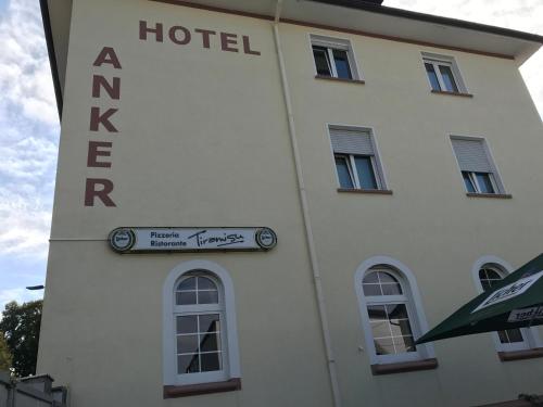 A szálláshely kívülről, Hotel Anker in Linden