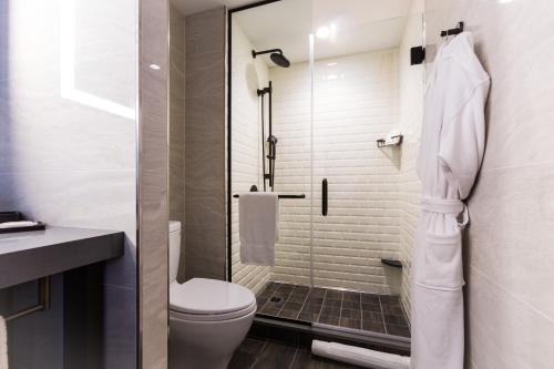 Crowne Plaza Hy36 Midtown Manhattan by IHG