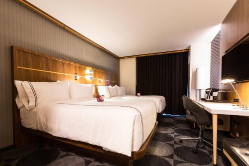 Crowne Plaza Hy36 Midtown Manhattan by IHG