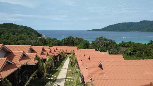 Perhentian Island Cocohut Long Beach Resort