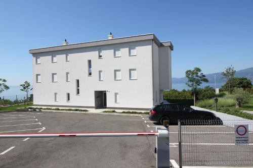 Studio apartment Miramare - image 10
