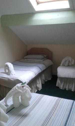 Seasons 24 Guest House - image 4
