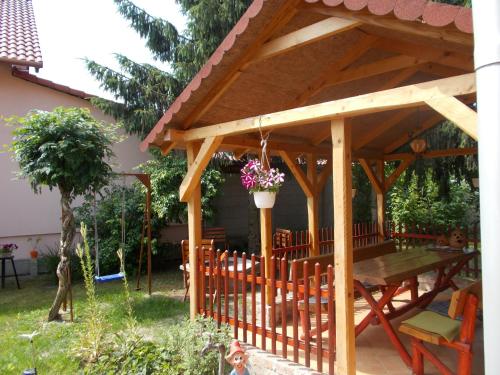 บริการและสิ่งอำนวยความสะดวก, Marcsi Apartman in อูยบารอส