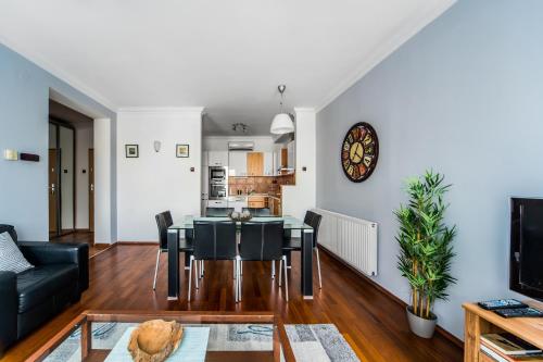Designer Home Synagogue - main image