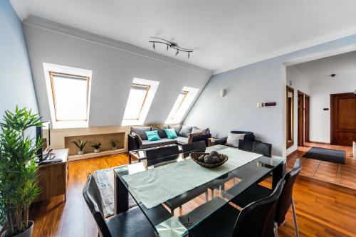 Designer Home Synagogue - image 2