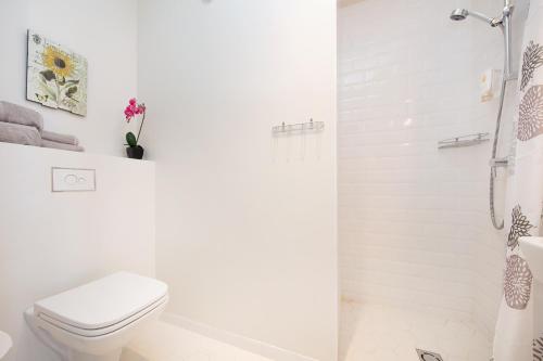 Mere Puiestee Apartment, Tallinn (photo 8)