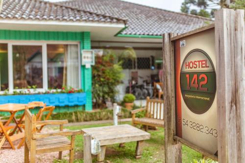 Hostel 142