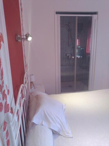 1 double bed
