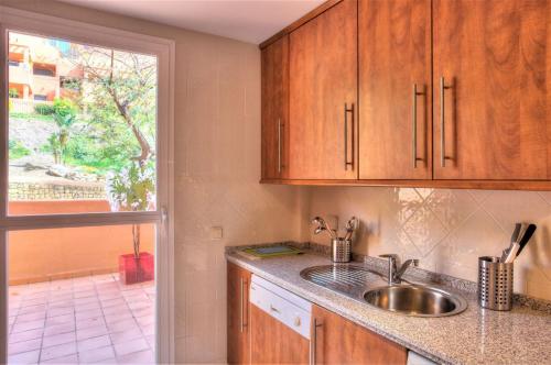  NP13 Luxury 2 Bedroom Apartment in Marbella