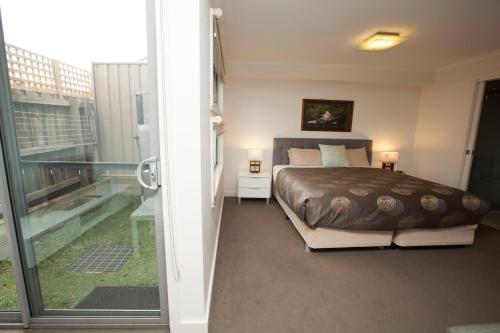 7 Falls Apartments In Australia - 
