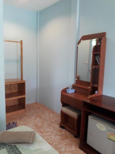 Jungle Hut Bungalows & Hotel – Ko Pha Ngan, UT
