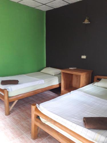 Jungle Hut Bungalows & Hotel – Ko Pha Ngan, UT