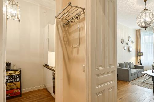 6 rooms (contactless check-in) - image 11
