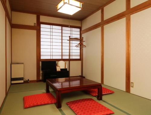 Twin Room with Tatami Area