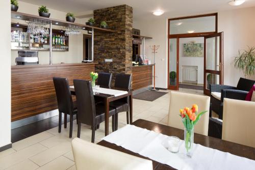 Hotel Cyro
