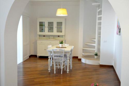 Valois Vera Vista Mare – Monopoli, LA