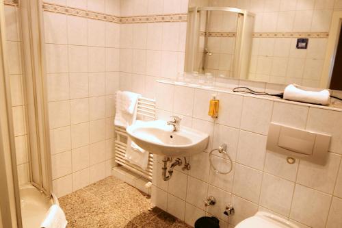 Premiere Classe Hotel am Kieler Schloss Kiel - image 10