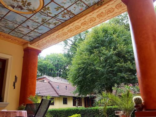 Hotel Nosal – Prague, NY