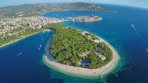 Villa Oaza Primošten With Heated Pool (Villa Oaza Primosten With Heated Pool) in Siroke