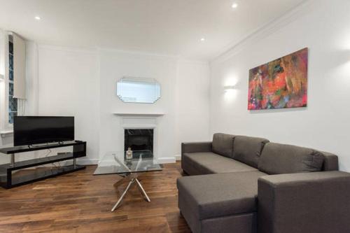 Fleet Street Apartment 2 - image 7