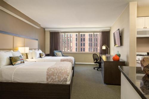 The Windsor Suites Room Type - Deluxe Double Studio
