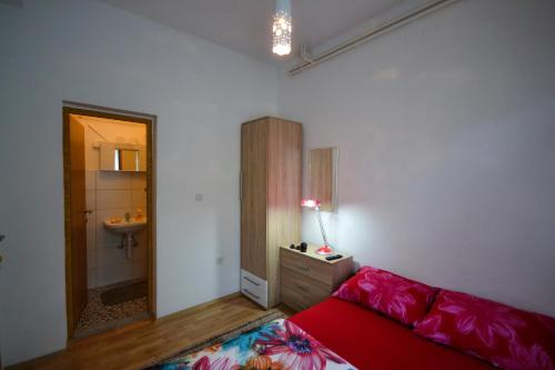 VIP Rooms Foča - image 9