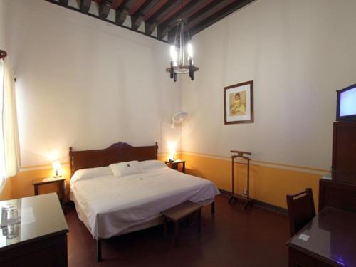 Double Room with One Double Bed image 10
