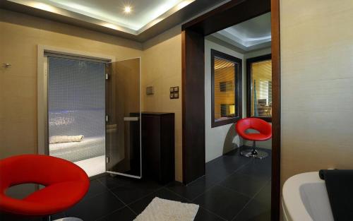 Iakovakis Suites & Spa