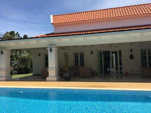 Balinese villa with private pool Hua Hin